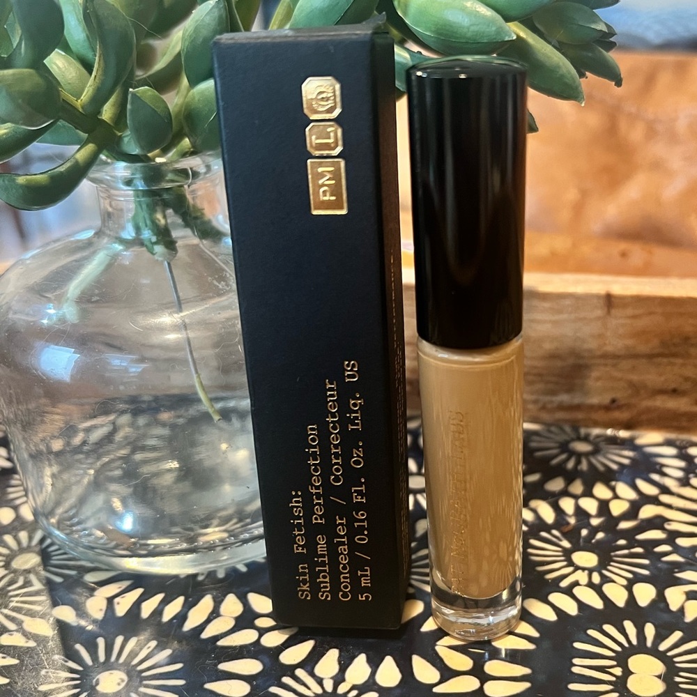 Pat McGrath Labs sublime perfection concealer new color light medium LM14